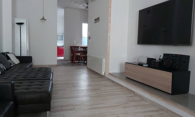 Sanlúcar de Barrameda Villa | Loft Manhattan. En el centro, cerca de la playa. Garaje privado. Experiencia 1!