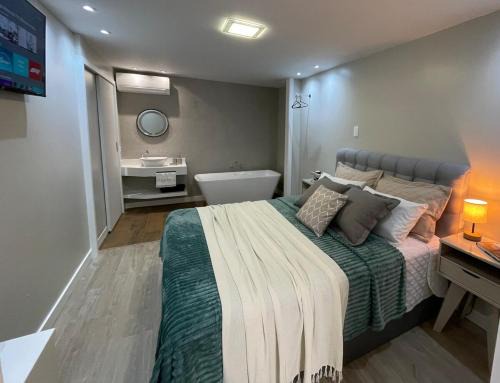 Velha Apartamento | Loft novíssimo com banheira imersão aquecida a 5min da Vila Germânica