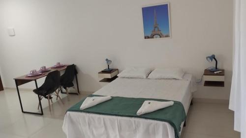 Iguaba Grande Apartamento | Loft PARIS para Casais, em Iguaba Grande, 150 metros da praia
