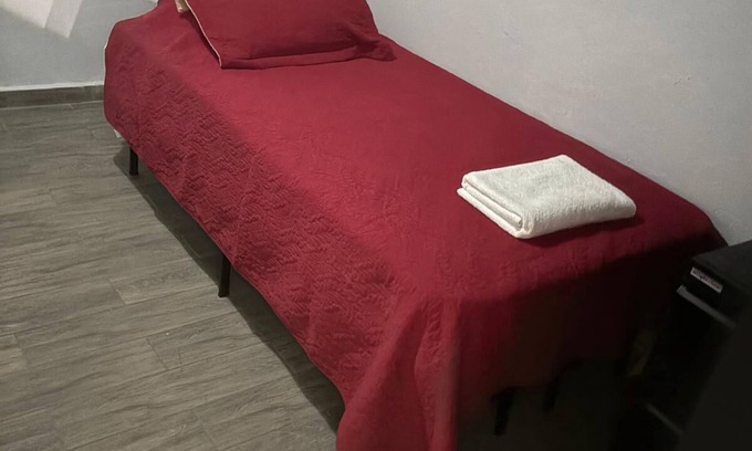 Hato Rey Central Apartamento | Loft- Private Queen Room in a 2 BR Loft -3rd Floor