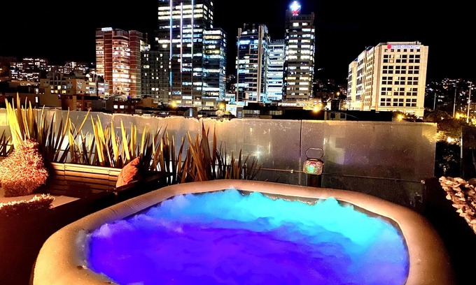 Santa Ana Apartamento | Loft + private terrace with jacuzzi, chimeneas, cinema, panoramic view