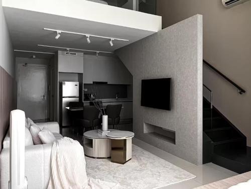 Taman Mutiara Apartamento | Loft Suite Eko Cheras