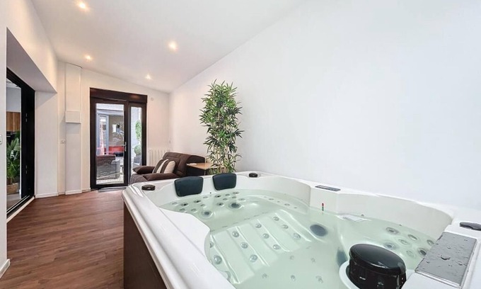 Montlucon Apartamento | Loft Terrasse Avec SPA Centre Historique
