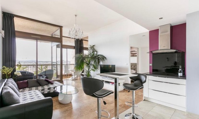 Comedie Apartamento | Loft Triangle comedie, Parking free