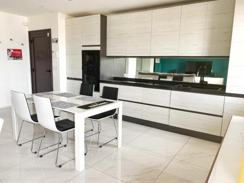 Como Apartamento | Loft Vista Panoramica - 10 min from Como - Chiasso