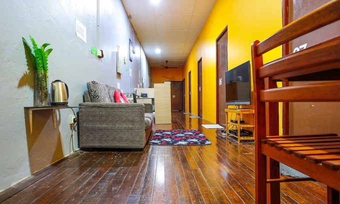 Kampung Lintang Casa | LOFT WATERFRONT KUCHING