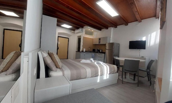 Borgo San Leonardo Apartamento | LOFTCENTRE