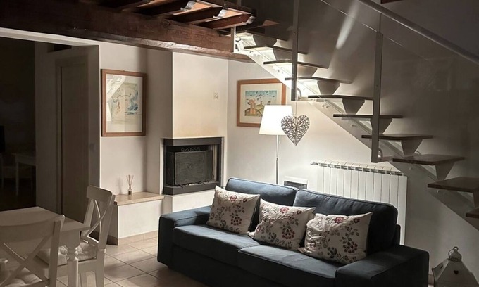 Agliana Apartamento | Lofts between Prato and Pistoia