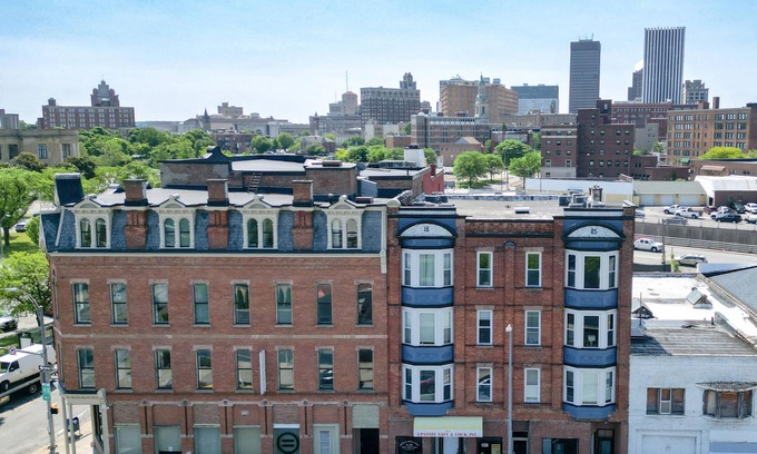 Downtown Rochester Casa | Lofts on Central Ave