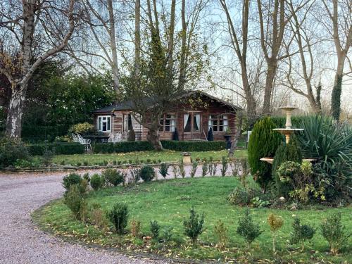 Uckington Apartamento | Log Cabin, Conveniently Situated halfway between Stratford and Warwick