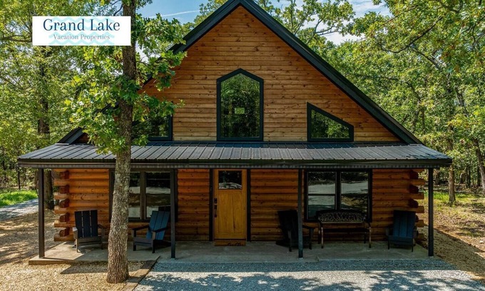 Eucha Cabina | Log Cabin on Disney - Boat ramp & dock nearby