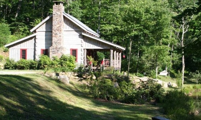 Cullowhee Cabina | Log Cabin Retreat at Silent Meadows