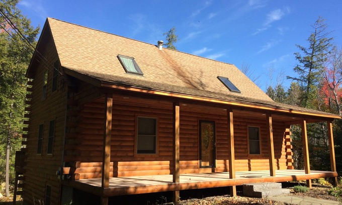 Moultonborough Casa | Log Cabin Suissevale Beach Access Home