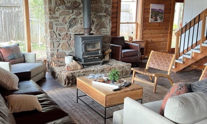 Heber Springs Cabina | Log Cabin with the Best Views of the Little Red River