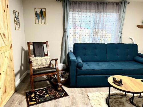 Spenard Apartamento | Log house in heart of Anchorage