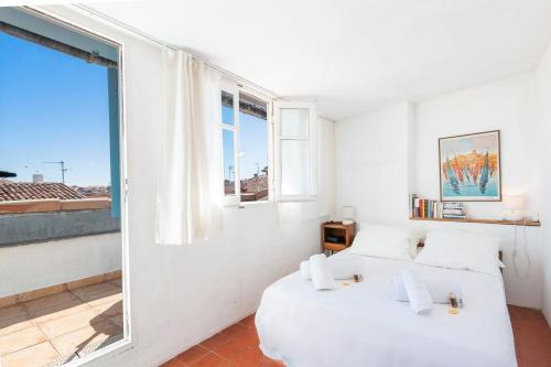 Antibes Old Town Apartamento | Logement atypique dans la rue Fourmillière