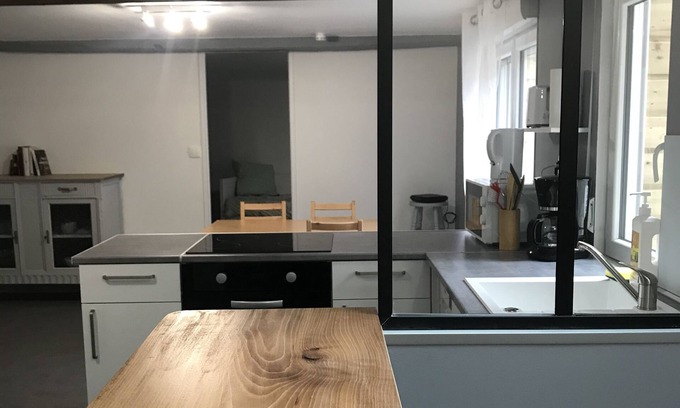 Charleville-Mezieres Apartamento | Logement Complet Face au Musée Rimbaud