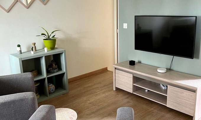 Stains Apartamento | Logement Cosy, Sécurisé Proche du Stade de France Baptisé :