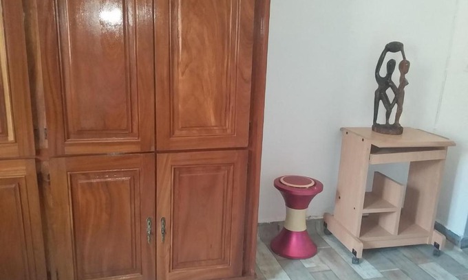 Ouakam Apartamento | LOGEMENT DE 2 SYMPATIQUES PIECES