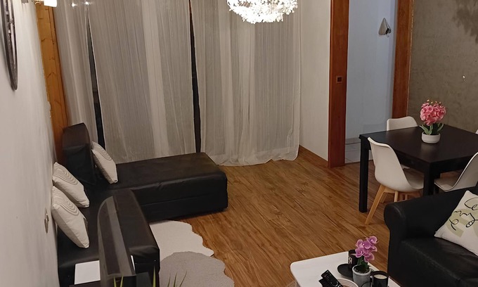 Elancourt Apartamento | Logement Entier : Appartement - Élancourt, France