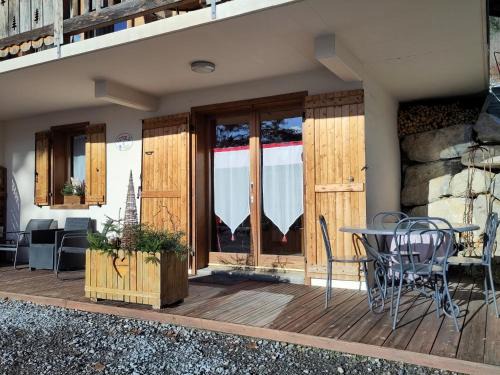Thones Apartamento | logement entre lac et montagnes
