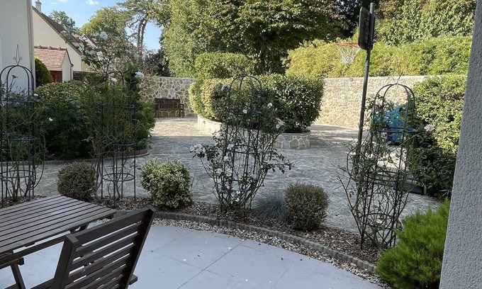 Magny-les-Hameaux Apartamento | Logement Indépendant Privatif en Plein Coeur de la Vallée de Chevreuse !