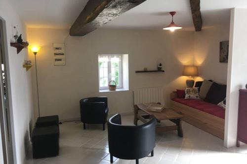 Treigny Apartamento | logement indépendant LE POULAILLER proche Guédelon