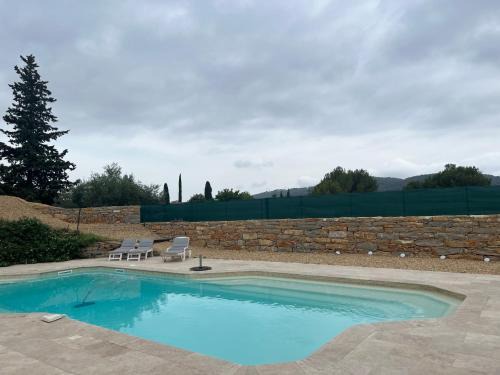 Le Beausset Casa | Logement "La Cigale" dans VILLA avec piscine