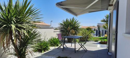 Saint-Sulpice-de-Royan Apartamento | Logement neuf climatisé avec parking