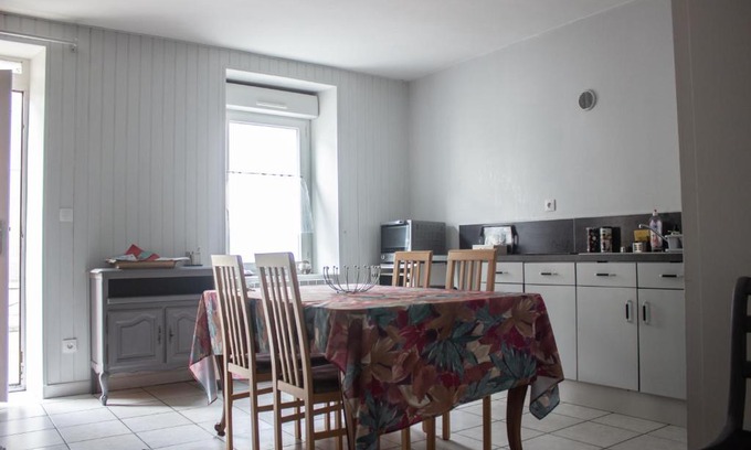Les Landes-Genusson Apartamento | Logis des chouans