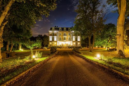 Saint-Lambert Hotel | Logis Hôtel - Le Manoir de Sauvegrain