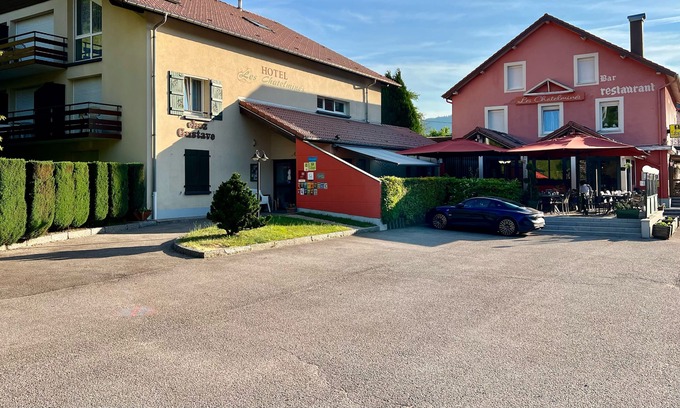 Travexin Hotel | Les Chatelminés Restaurant Chez Gustave