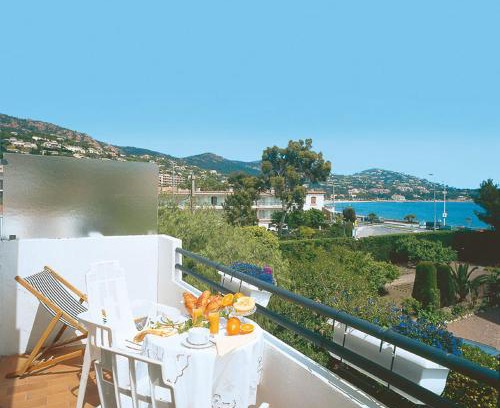 Agay Hotel | Logis Hotel l'Esterella