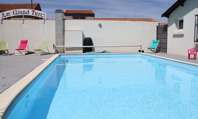 L'Oie Hotel | Logis Hotel Restaurant Le Grand Turc