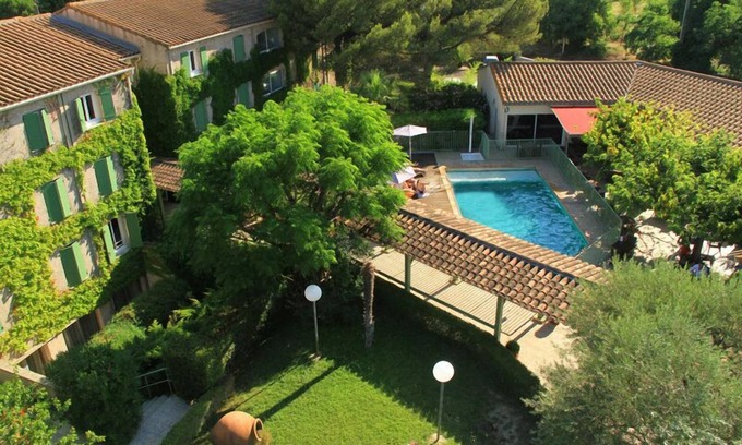 Uzes Hotel | Logis Hotel Uzes Pont du Gard