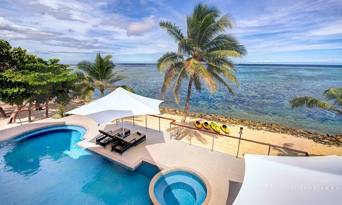 Tagaqe Villa | LomaniWai Luxurious All-inclusive Beachfront Villa