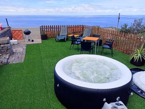 Ponta Delgada Villa | Lombada Villa Comfort