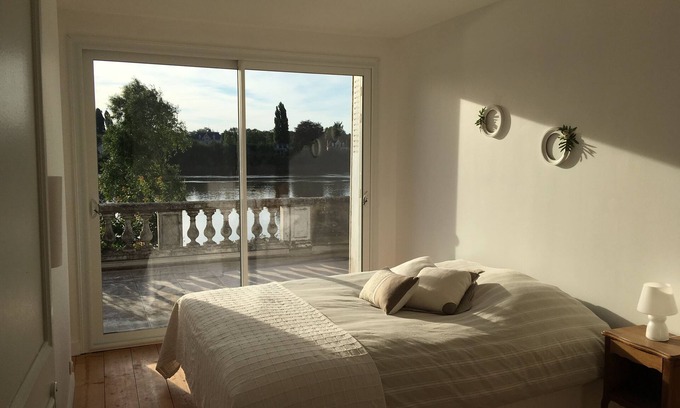 Behuard Casa | Lombardières, House with garden on the banks of the Loire!