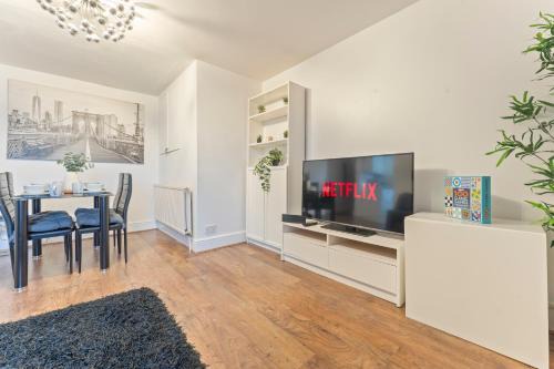 Canning Town Apartamento | London City Airport O2 ExCeL - Free Wifi & Parking
