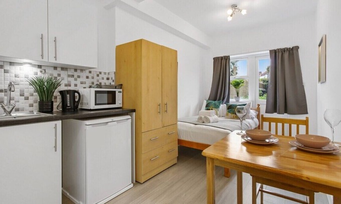 Dormers Wells Apartamento | London Studio 2 Short Stay