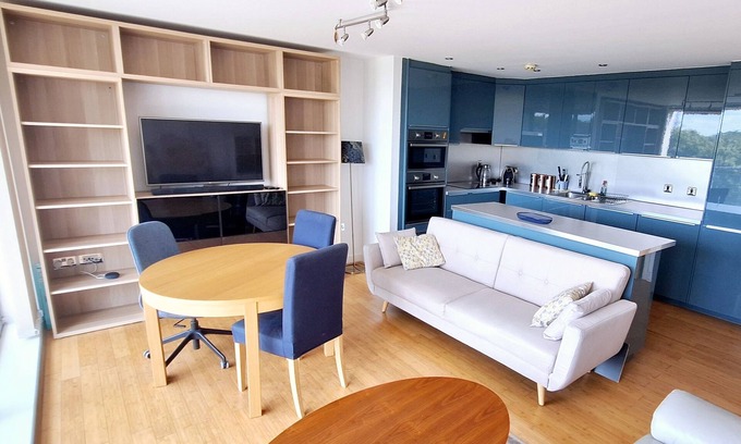 Gascoigne Apartamento | London Urban living apartment with riverview