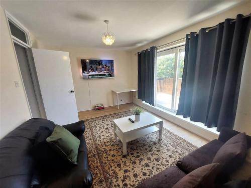 Hackney Wick Casa | London Zone 2, Spacious 3 Bedroom House