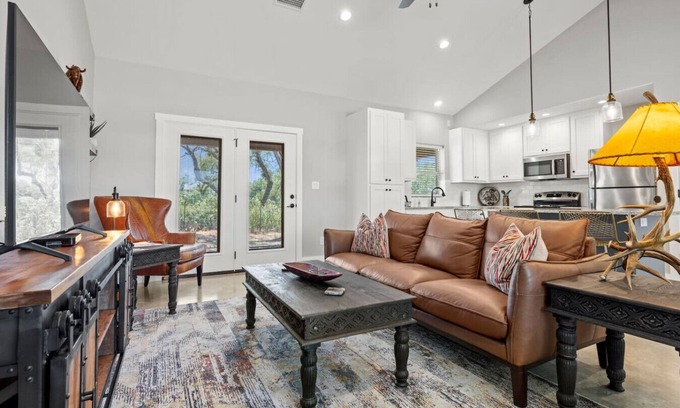 Fredericksburg Cabina | Lone Star Cabin No. 9