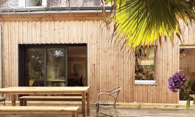 Le Palais Casa | Longère en Bois à 10 Minutes à Pied de la Plage