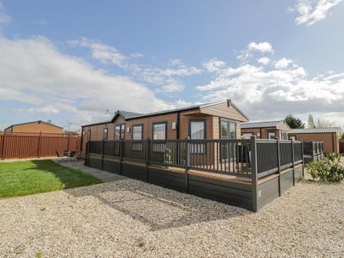 Evesham Casa | Long Acres Lodge