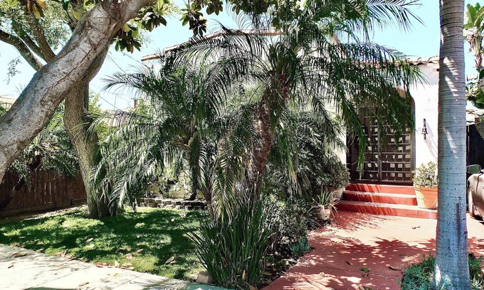 Zaferia Casa | Long Beach Breeze – Dreamy 2 BDR