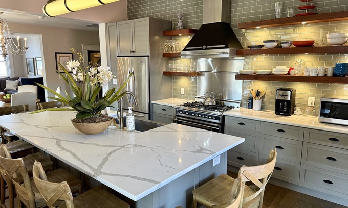 Downtown Charleston Condominio | Restauración histórica del Rey Superior! A pie de todo!
