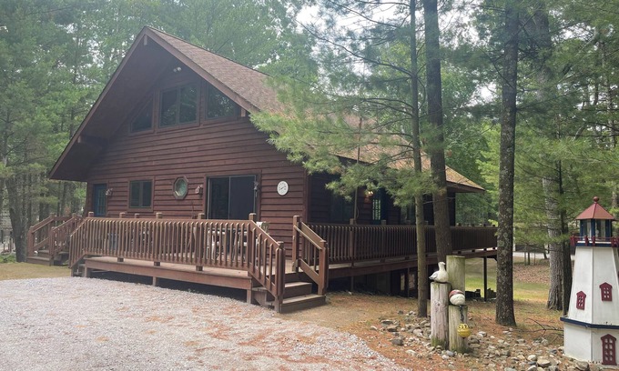 Pentwater Casa | Longbridge Lodge in Pentwater