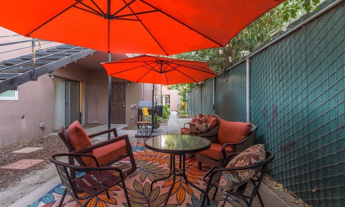 Visalia Apartamento | Longer Stay for Travelers Blocks from Hospital and Downtown Security Gates