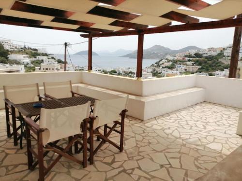 Panteli Casa | Looby's at Christos Leros